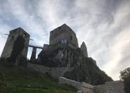 cseszneki var
